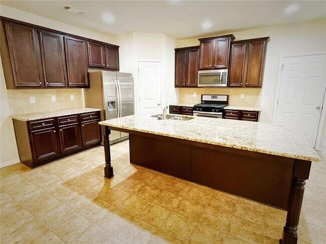 Building Photo - 954 Spanish Moss Tr