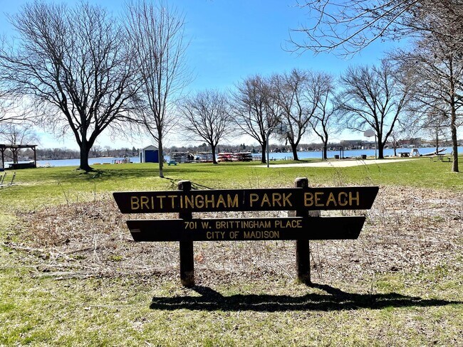 Building Photo - 116-118 Proudfit Street