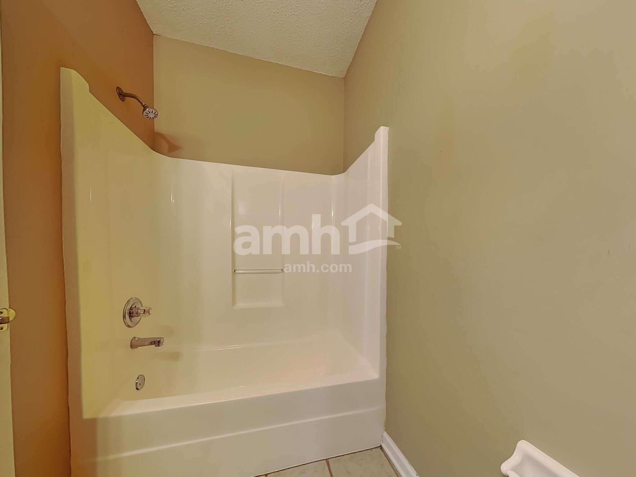 Building Photo - 10157 Breezy Ridge Cove