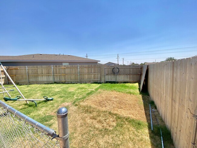 Building Photo - Pre-leasing now for 3 bed 2 bath in Cooper...