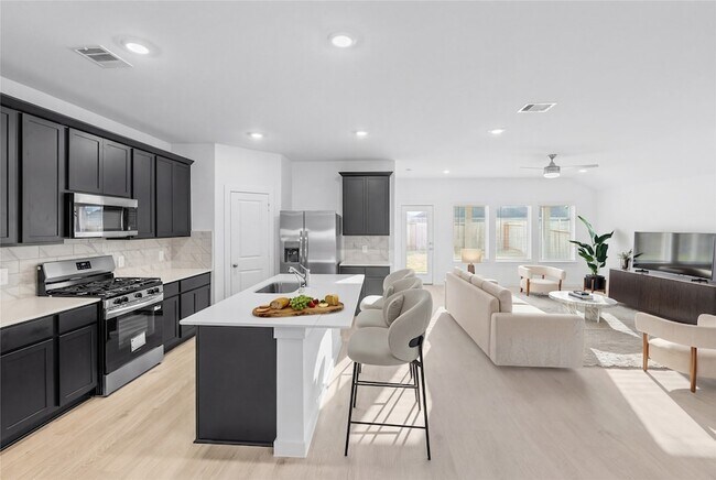 Building Photo - 30618 Wicklow Gdns Dr