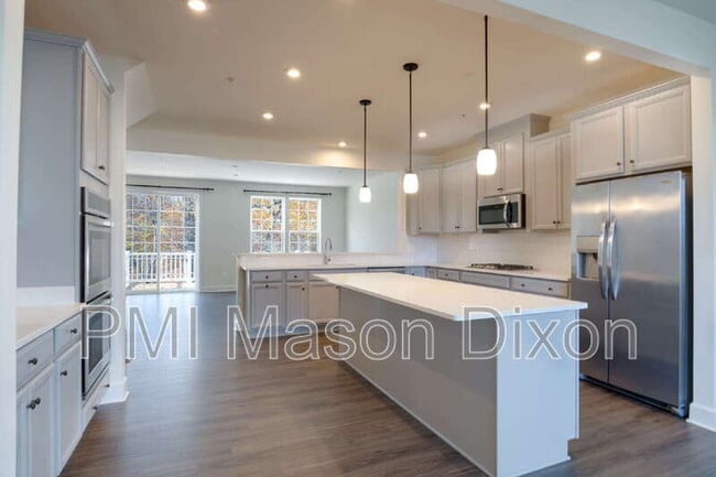 Building Photo - 9105 Fox Stream Way