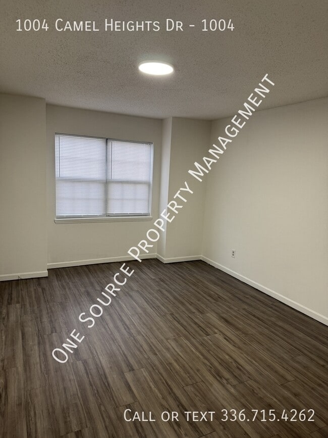 Building Photo - 1004 Camel Heights Dr