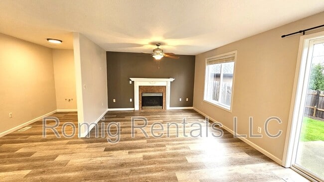 Building Photo - 10032 NE 19th St