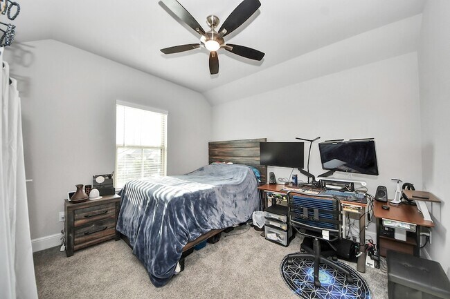 Building Photo - 10514 Rigel Rdg Wy