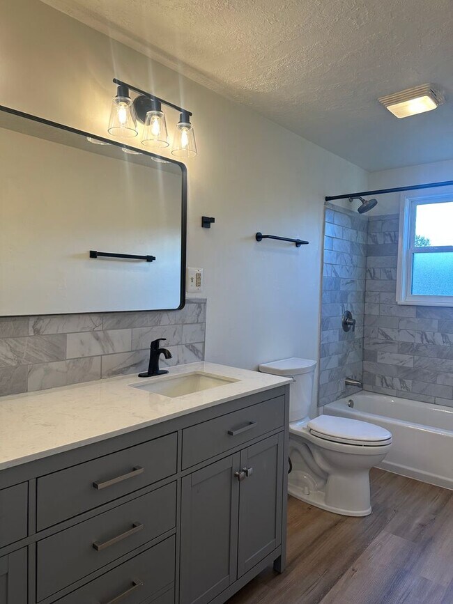 Building Photo - Welcome to this beautiful 4-bedroom, 2.5-b...