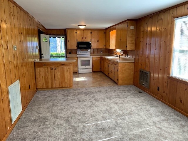 Building Photo - 503 Green Acres Dr