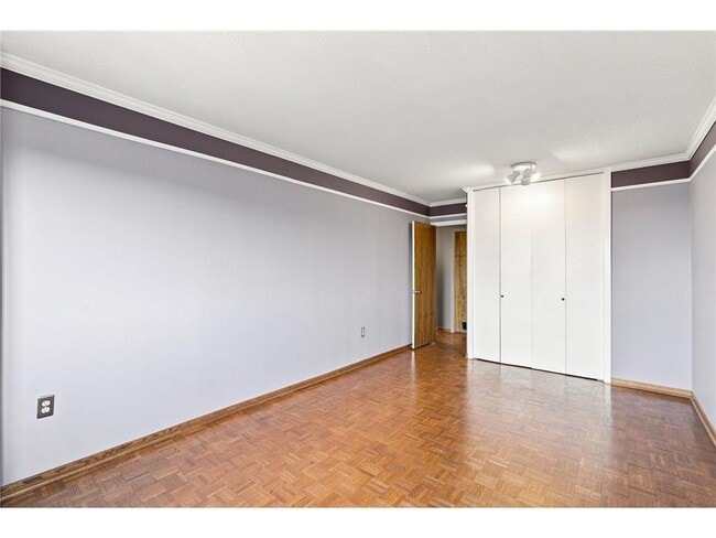 Building Photo - 400 Groveland Ave