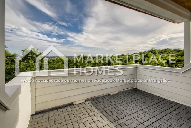 Building Photo - 518 Yokley Rd