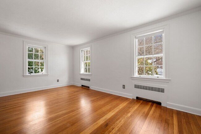 Building Photo - 159 Payson Rd