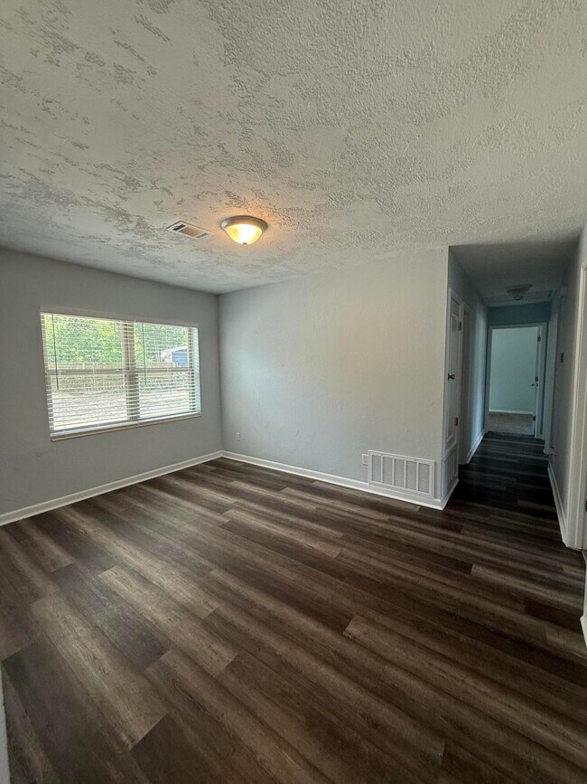 Building Photo - 509 Trenton St