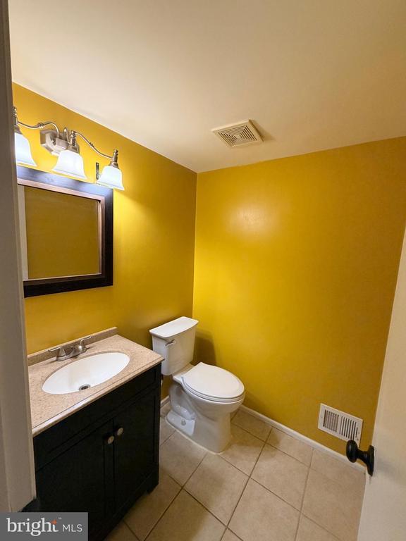 Building Photo - 9504 Covington Pl