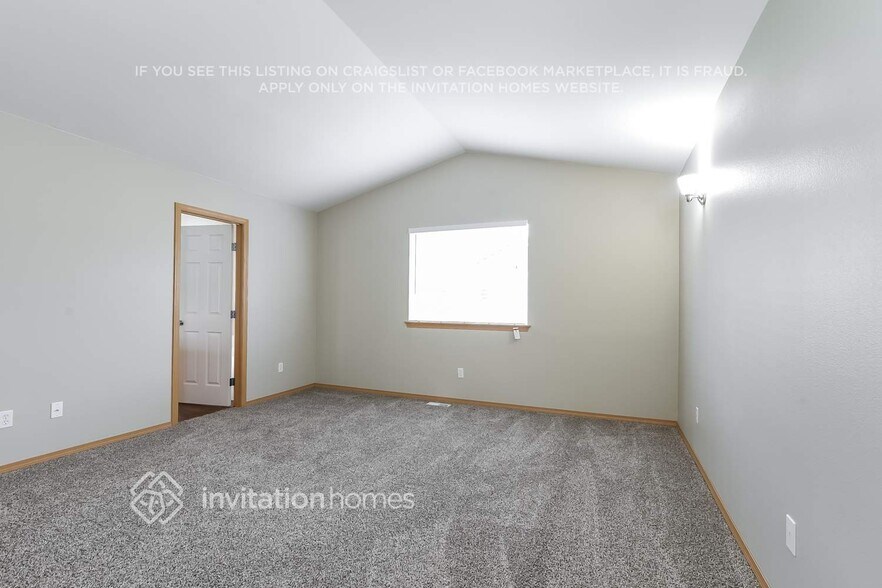 Building Photo - 18133 96th Ave E