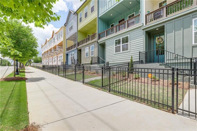 Building Photo - 1390 Cozy Cir SE