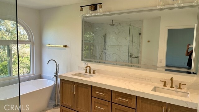 Building Photo - 29626 Michelis St