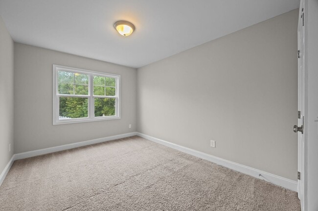 Building Photo - Welcome to Stonebay Townhomes!