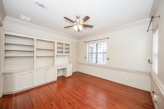 Building Photo - 3515 Durness Way