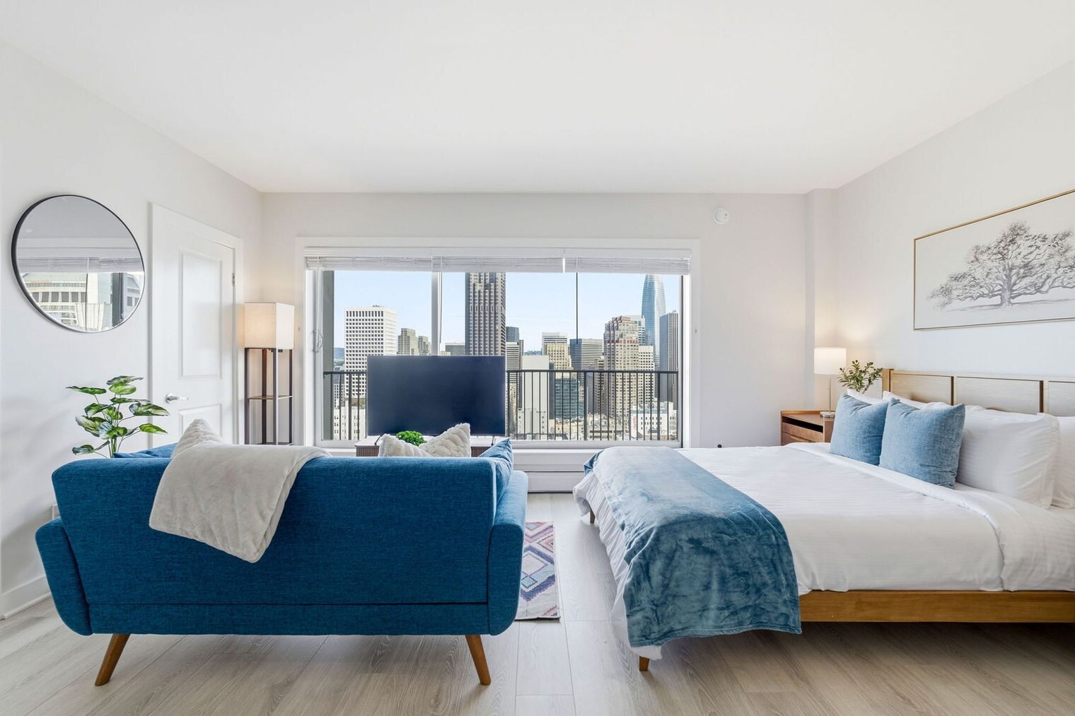 Building Photo - 899 Pine St