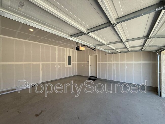 Building Photo - 1724 Jade Pl