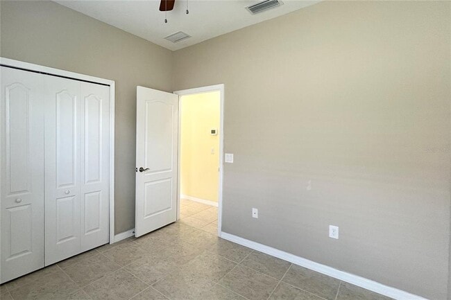 Building Photo - 4639 Summerlake Cir