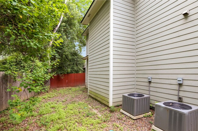 Building Photo - 2437 Fiero St
