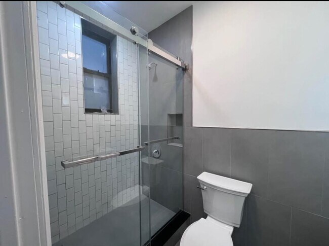 Building Photo - 5704 Hudson Ave