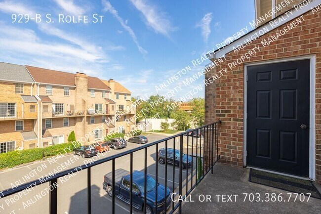Building Photo - 929-B S Rolfe St