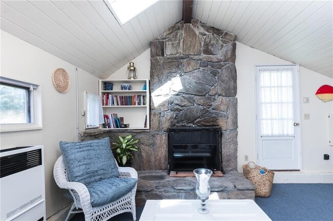 Primary Photo - 77 Kelley Rd