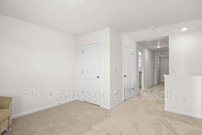 Building Photo - 97 Long Mdw Ln