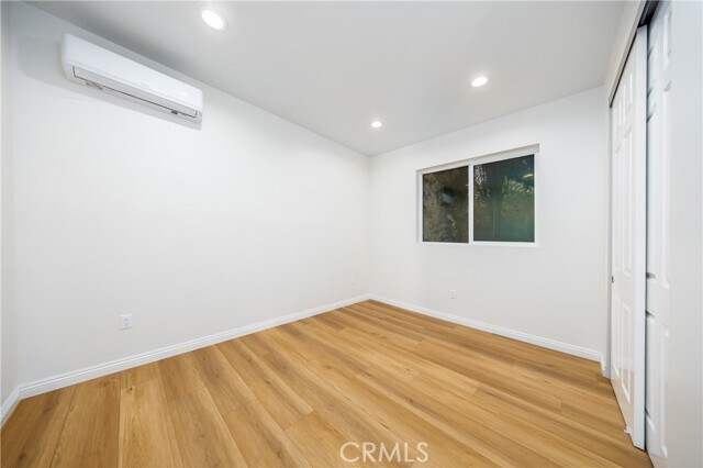 Building Photo - 607 S Sefton Ave