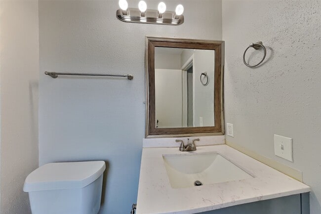 Building Photo - 13330 Bridgewalk Ln