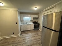 Building Photo - 49 Sargent St