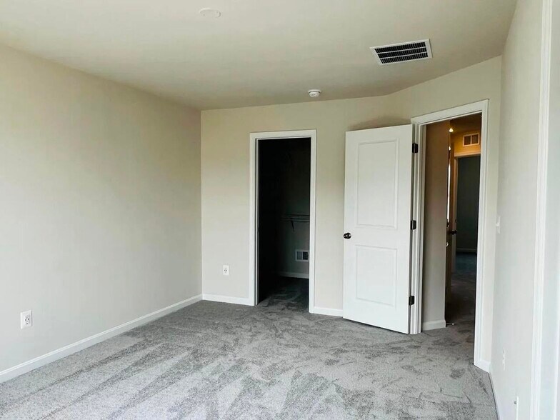 Building Photo - 218 Telluride Way