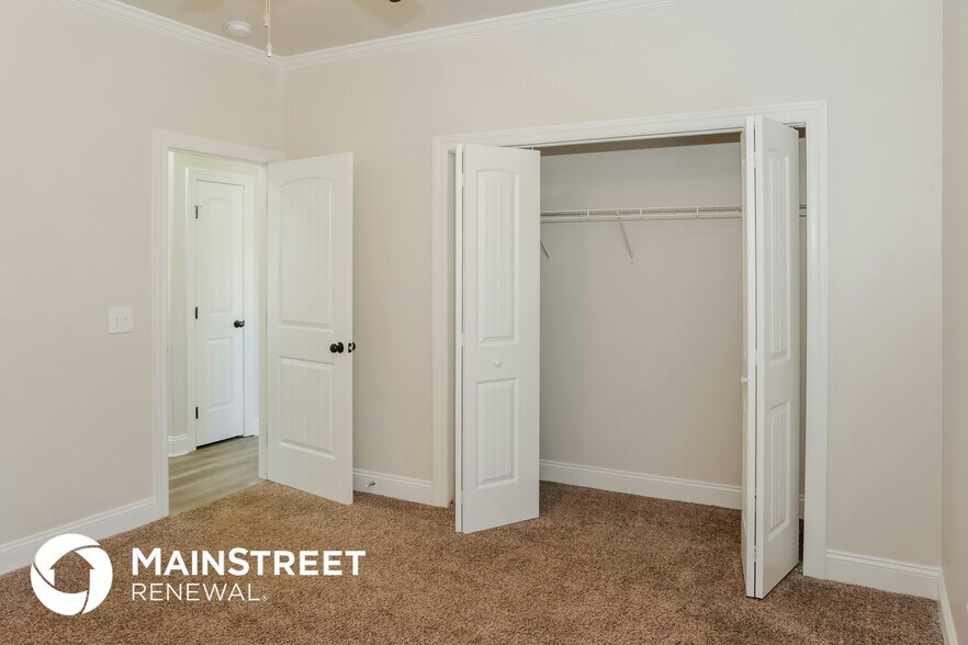 Building Photo - 115 Chapel Creek Dr