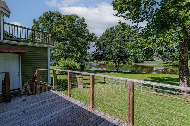 Building Photo - 106 Steeplechase Ct