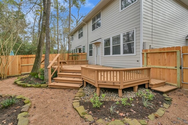 Building Photo - 19 Peach Ridge Pl