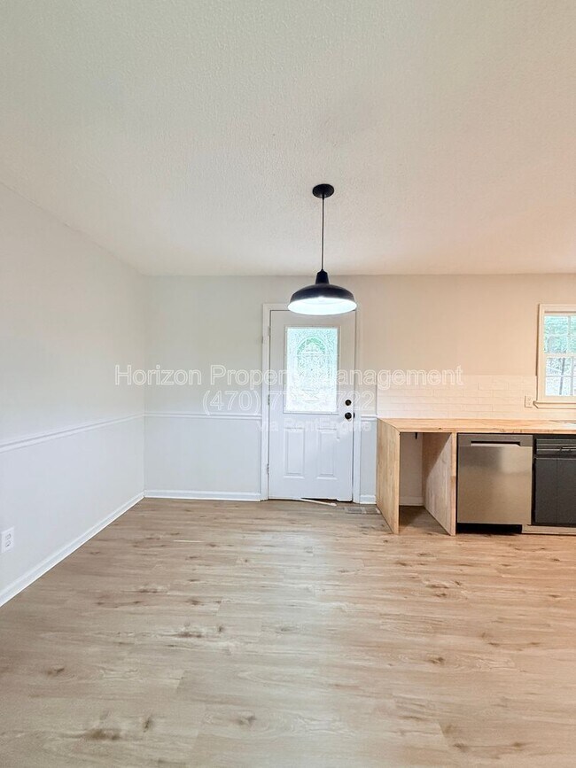 Building Photo - 4433 Sardis Dr