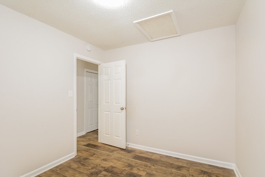 Building Photo - 746 Brewers Glynn Ct