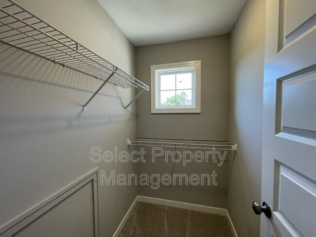 Building Photo - 5426 Copper Horse Trl