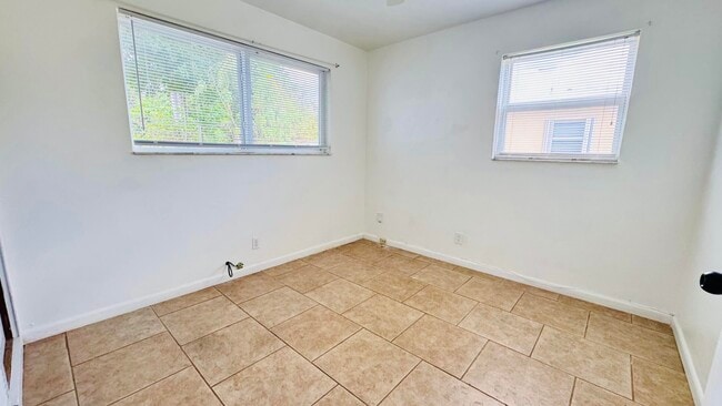 Building Photo - 347 Flagler Blvd