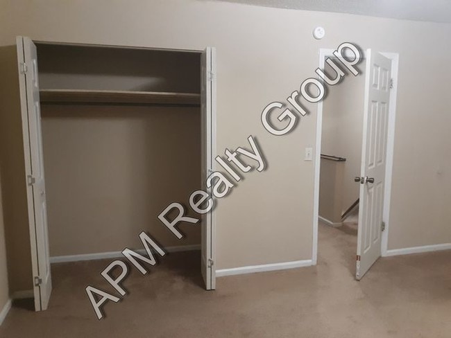 Building Photo - St. Andrews townhouse now available!