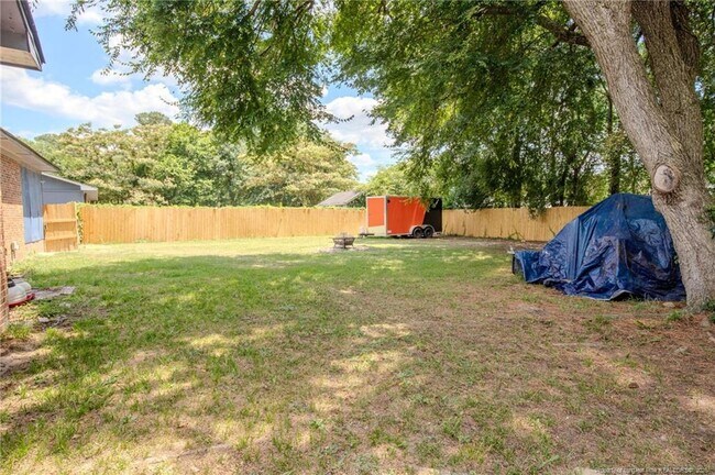 Building Photo - 3230 Periwinkle Dr