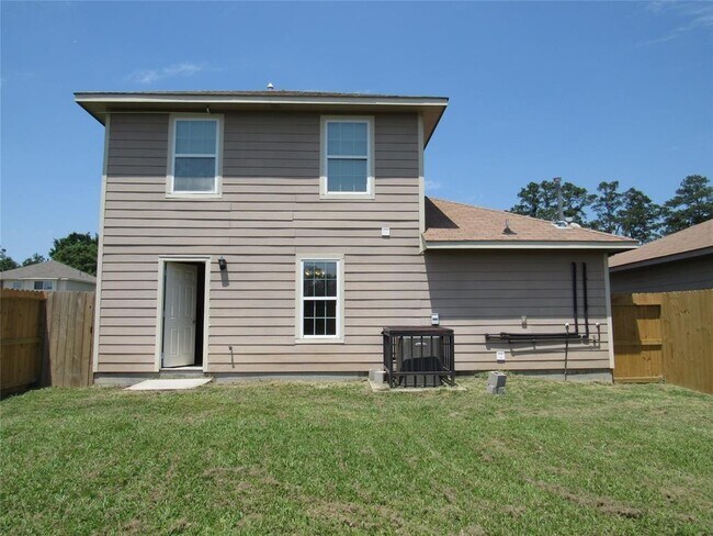 Building Photo - 5838 Northern Oak St
