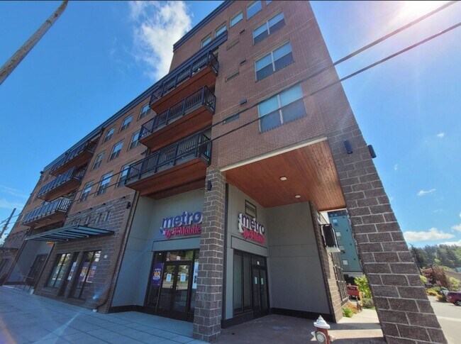 Building Photo - 109 Samish Way
