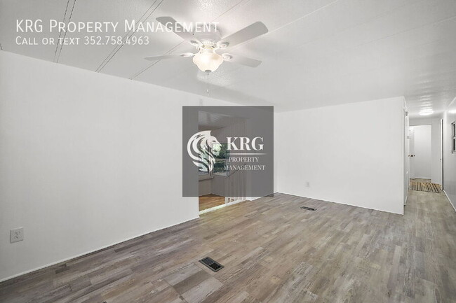 Building Photo - 1001 Nell Way