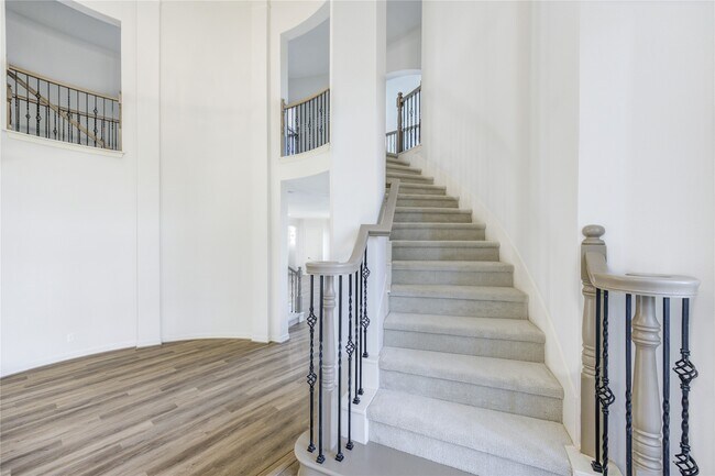Building Photo - 3007 Mullingar Walk