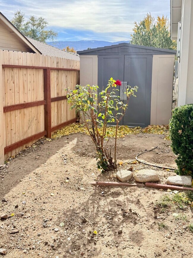 Building Photo - Beautiful 3 Bedroom Home in Northwest Reno