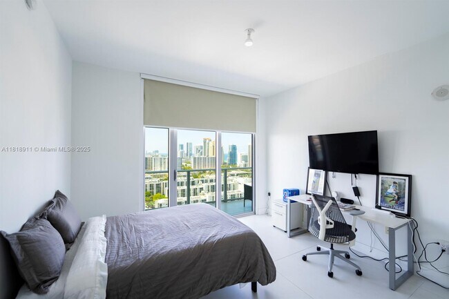 Building Photo - 330 Sunny Isles Blvd