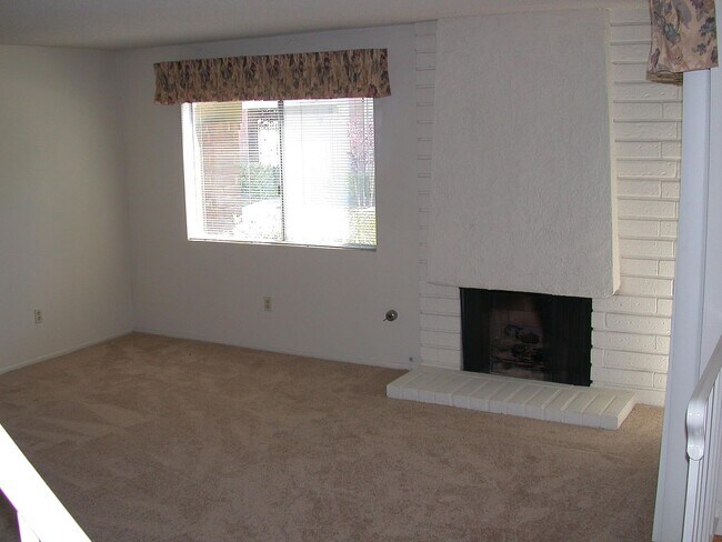 Building Photo - 6820 Pritchard Way
