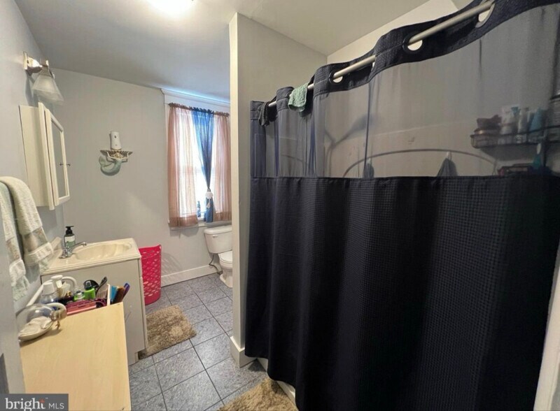 Building Photo - 2150 Green St